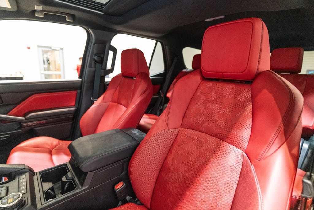 2025 Toyota 4Runner TRD Pro - Photo 6