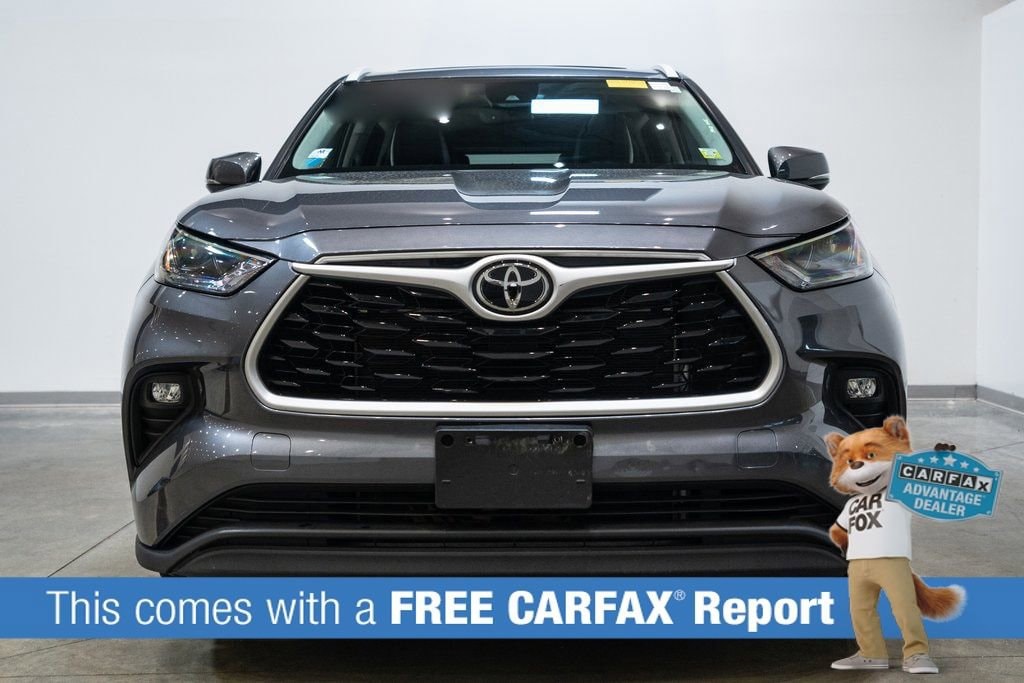 Used 2022 Toyota Highlander XLE SUV