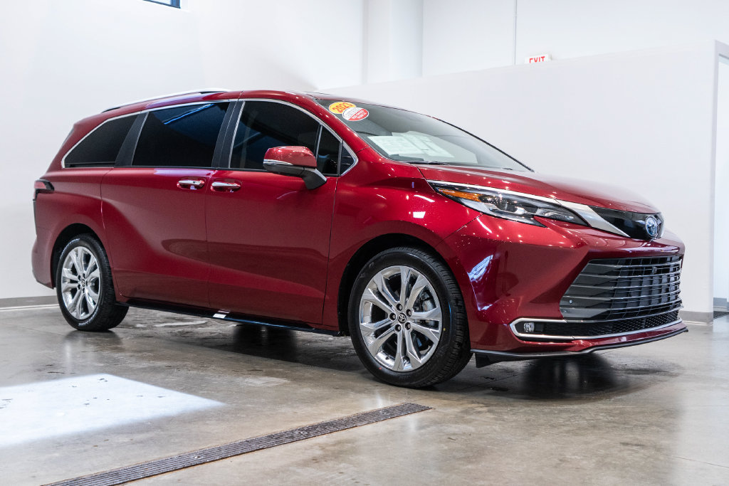 Certified 2023 Toyota Sienna Platinum Van Passenger Van
