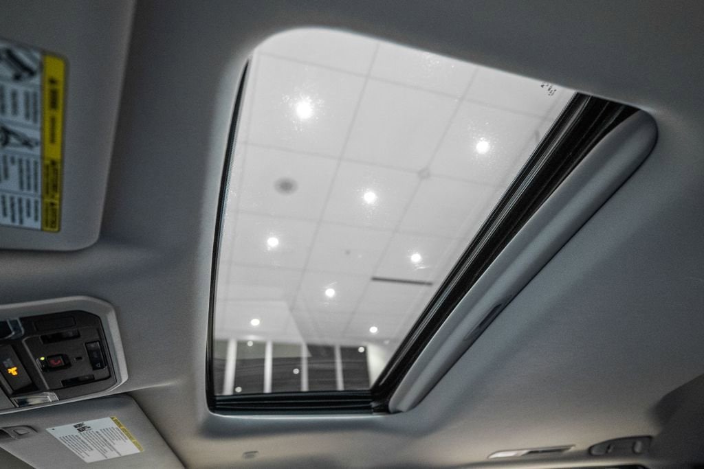 2023 Toyota Sequoia SR5 - Photo 23