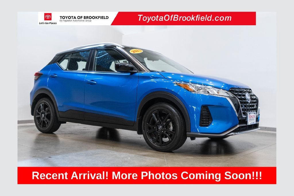 Used 2023 Nissan Kicks SV with VIN 3N1CP5CV2PL519144 for sale in Brookfield, WI
