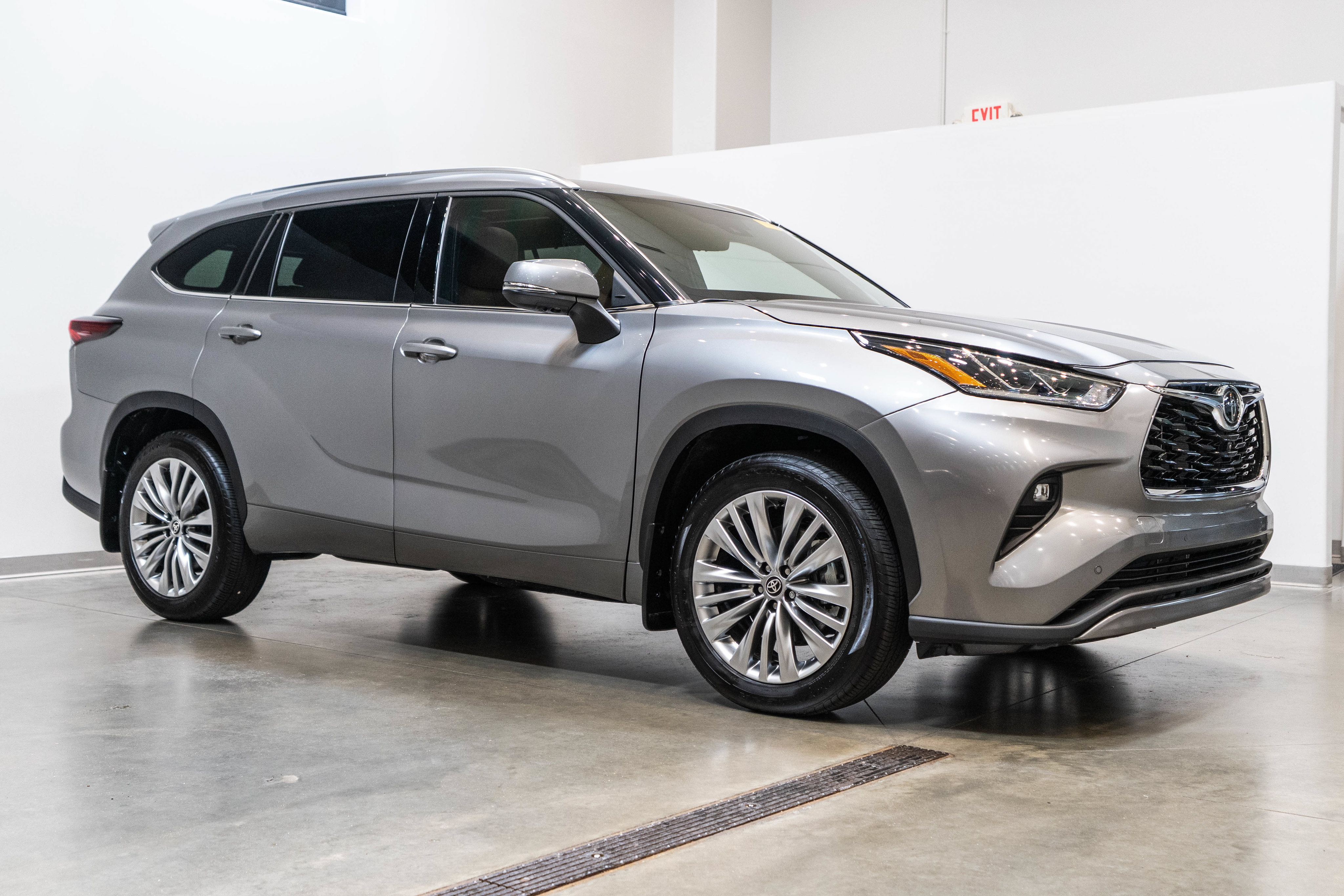 Certified 2026 Toyota Highlander Platinum SUV