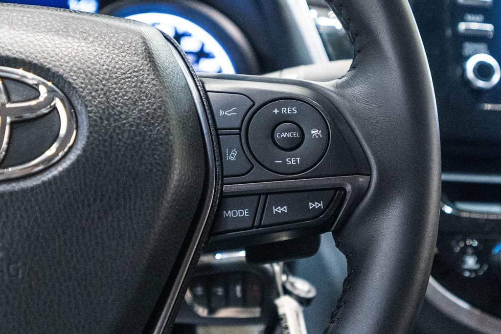 2024 Toyota Camry SE - Photo 19