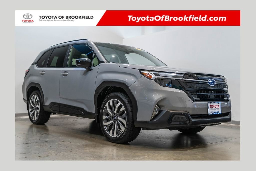 2025 Subaru Forester Touring's photo