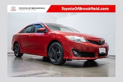 2014 Toyota Camry SE Sedan