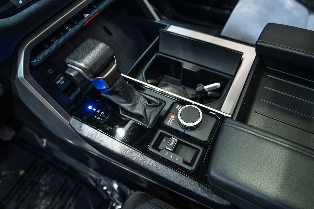 2023 Toyota Sequoia SR5 - Photo 25