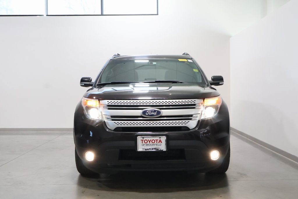 Used 2014 Ford Explorer XLT with VIN 1FM5K8D8XEGA25612 for sale in Brookfield, WI