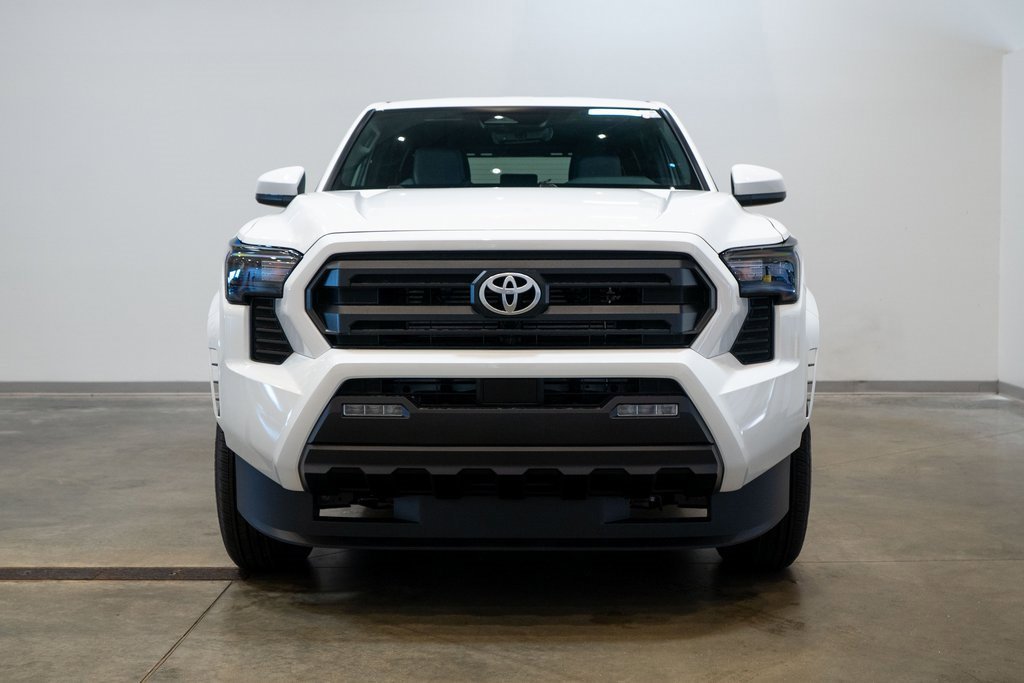 2025 Toyota Tacoma SR5 photo 2
