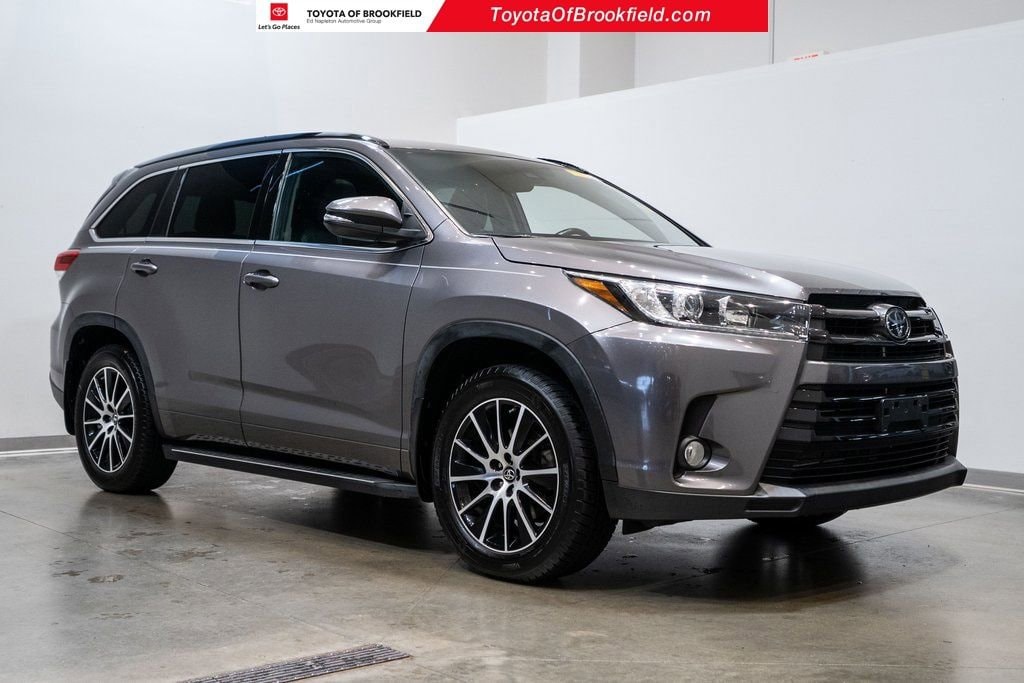 Used 2018 Toyota Highlander SE SUV
