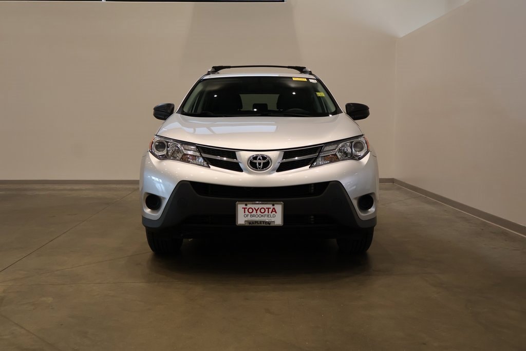 Used 2015 Toyota RAV4 LE with VIN 2T3BFREV9FW340090 for sale in Brookfield, WI
