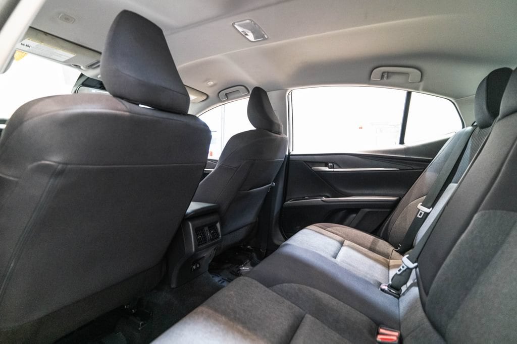 2025 Toyota Camry LE - Photo 14