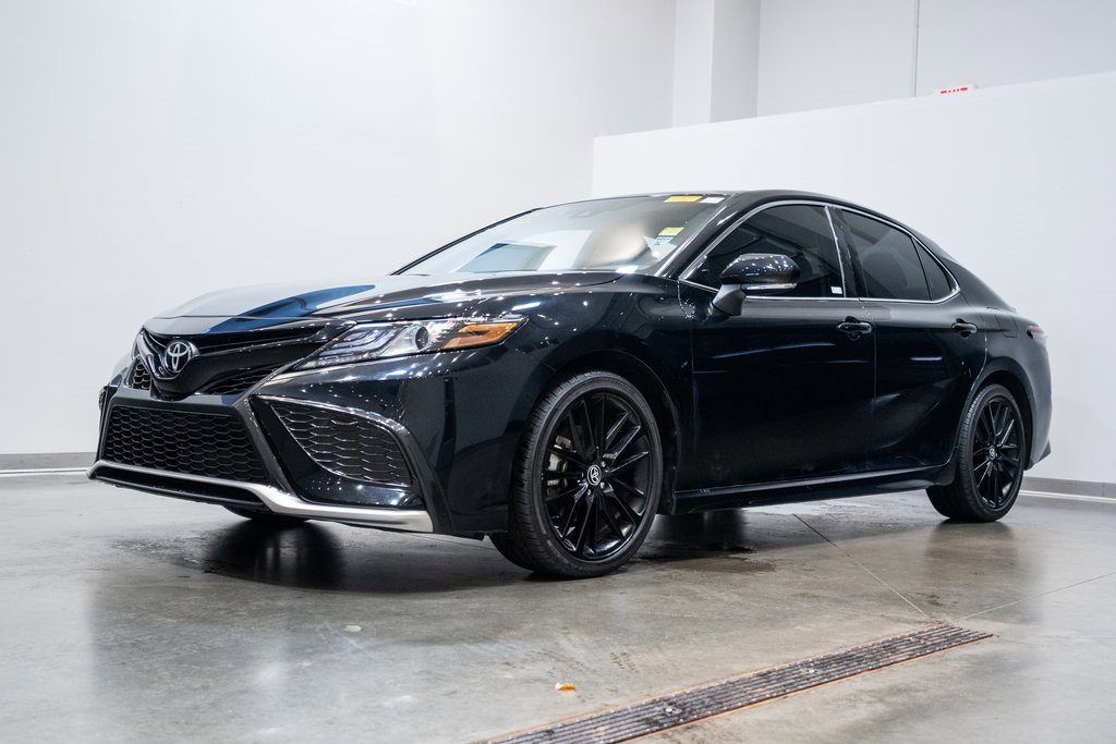 2023 Toyota Camry XSE photo 3