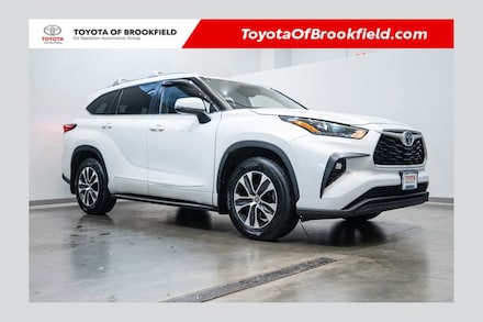 2023 Toyota Highlander XLE SUV