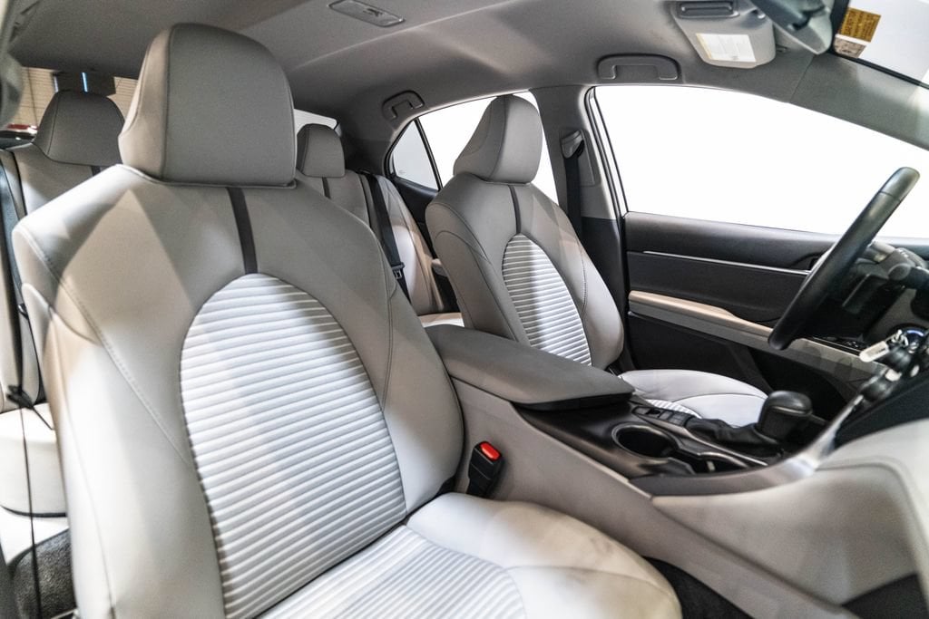2024 Toyota Camry SE - Photo 15