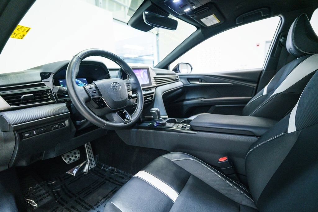 Used 2025 Toyota Camry SE Sedan