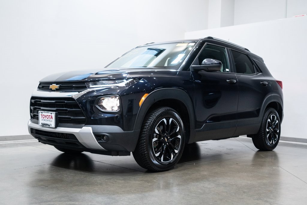 2021 Chevrolet Trailblazer LT photo 3