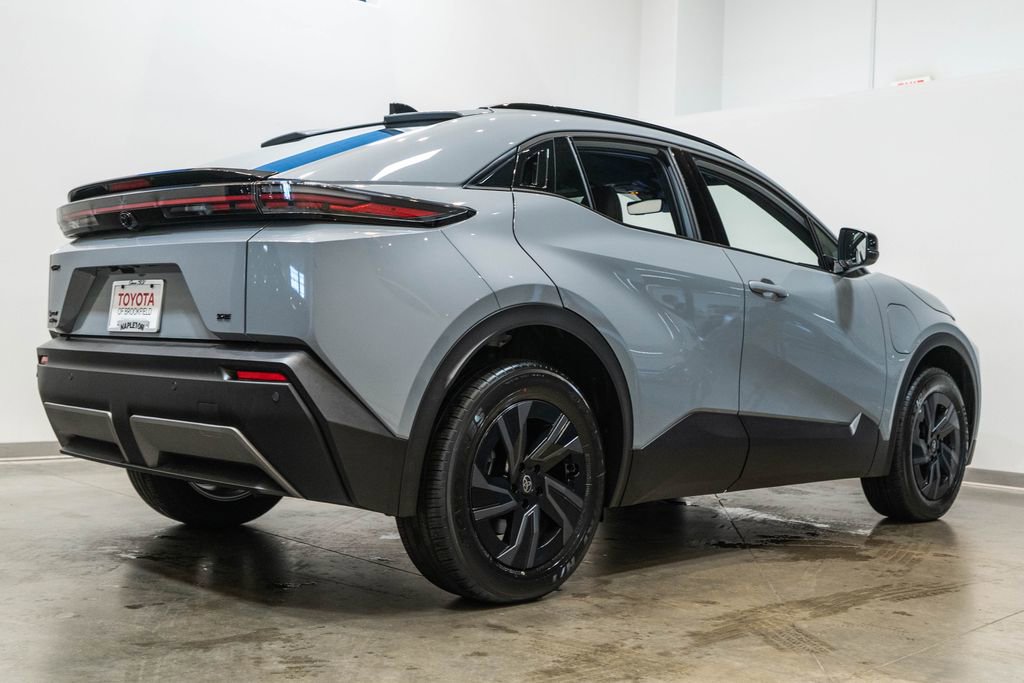 2026 Toyota C-HR SE - Photo 9