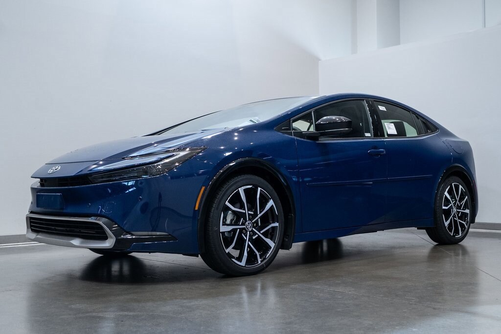 New 2026 Toyota Prius Plug-in Hybrid XSE Premium Hatchback