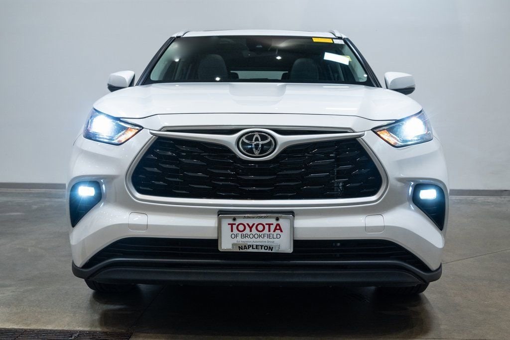 Used 2022 Toyota Highlander XLE SUV