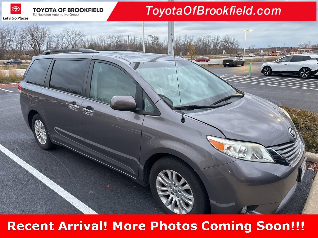2014 Toyota Sienna XLE