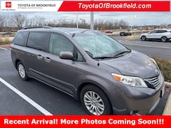 2014 Toyota Sienna XLE Van