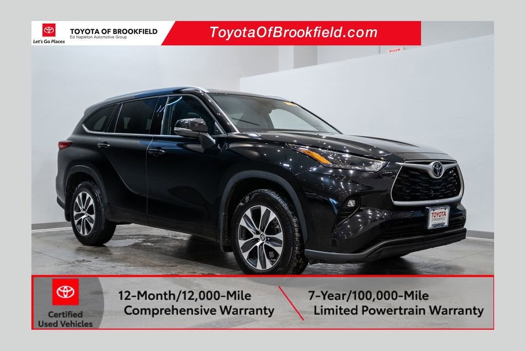2022 Toyota Highlander XLE's photo