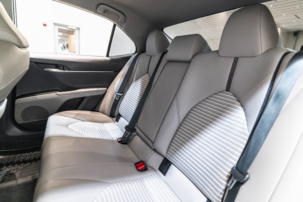 2024 Toyota Camry SE - Photo 30