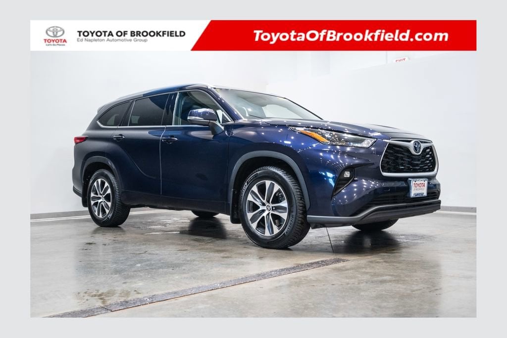 2022 Toyota Highlander XLE 4x4 V6's photo