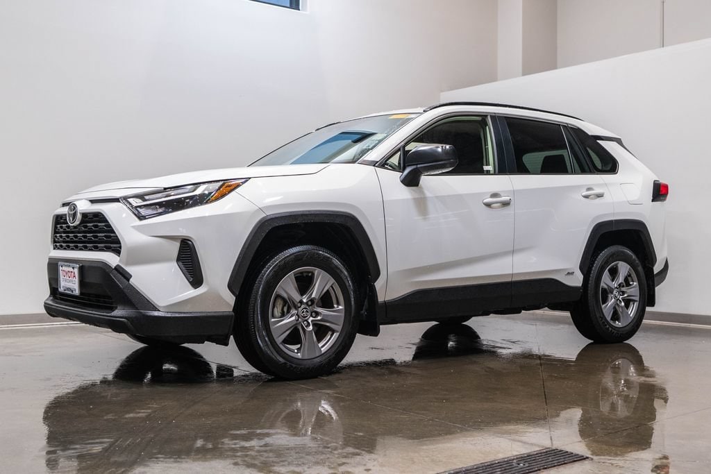 Used 2025 Toyota RAV4 Hybrid LE SUV