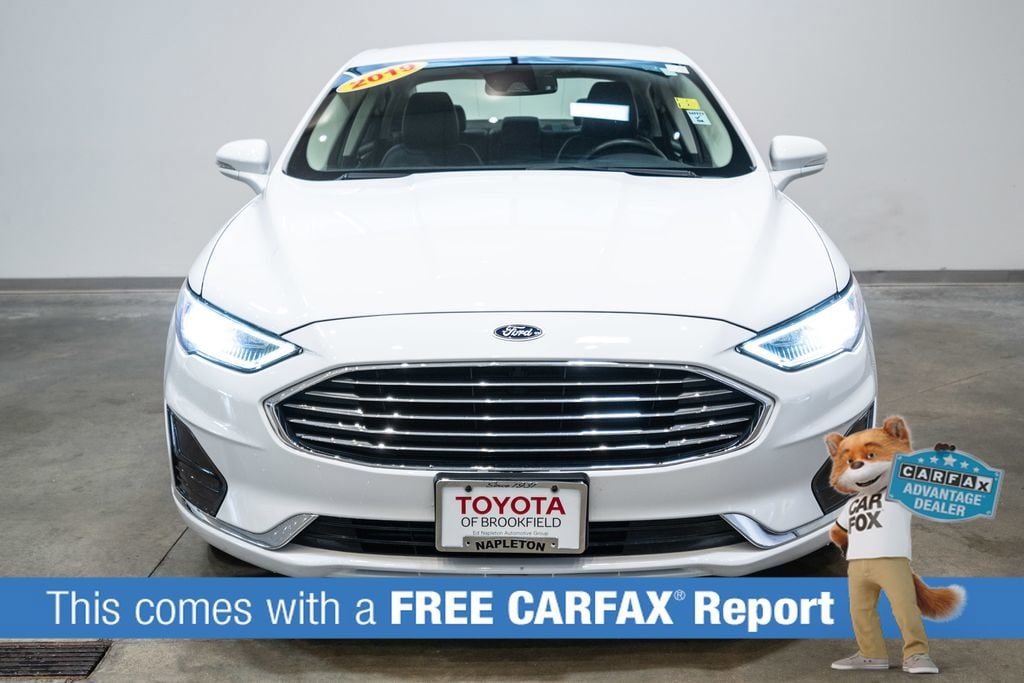 Used 2019 Ford Fusion Hybrid SEL with VIN 3FA6P0MU9KR182566 for sale in Brookfield, WI