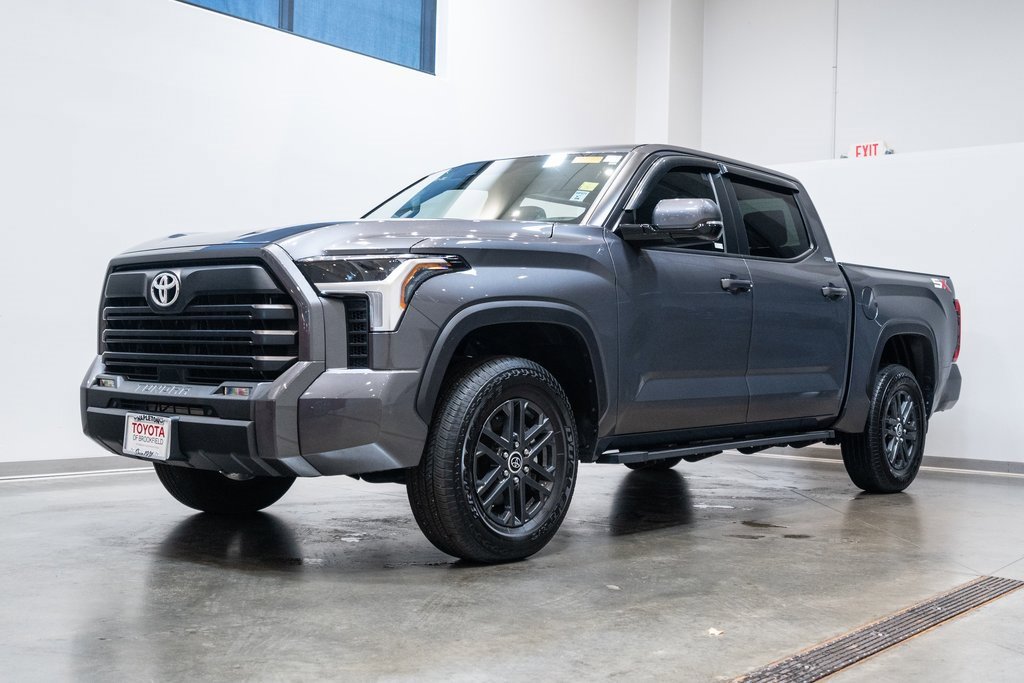 2024 Toyota Tundra SR5 photo 3