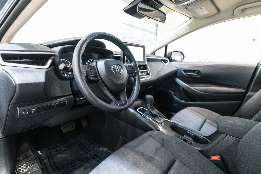 Certified 2025 Toyota Corolla LE Sedan