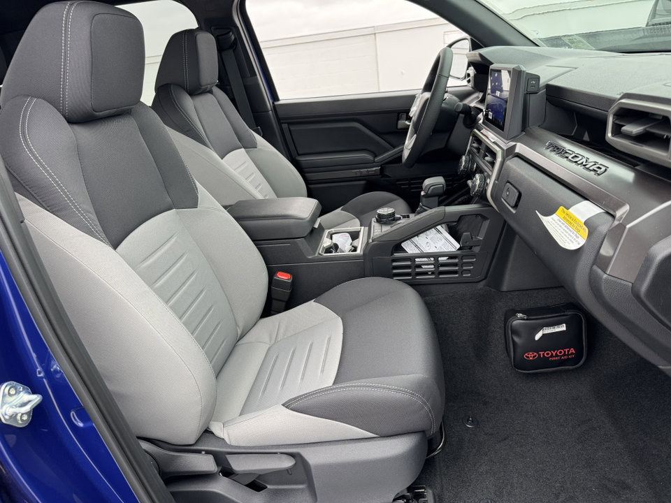 2025 Toyota Tacoma TRD Off Road - Photo 8