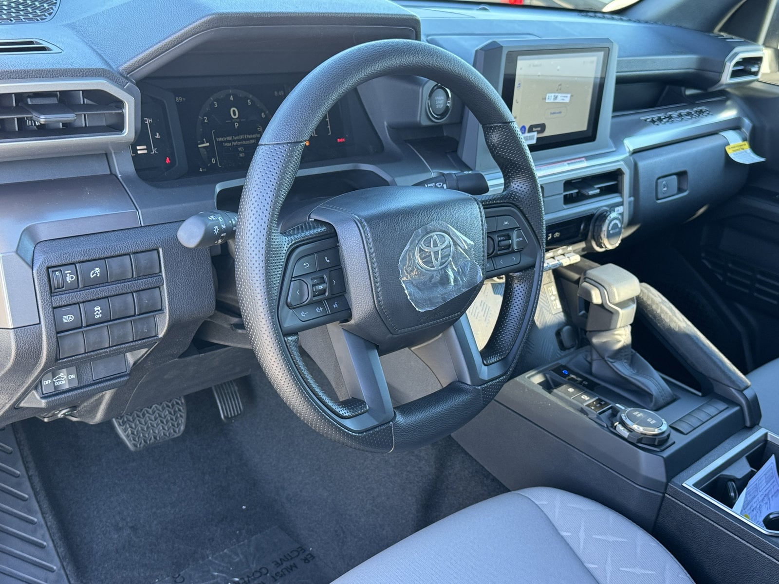 2026 Toyota Tacoma SR5 - Photo 16