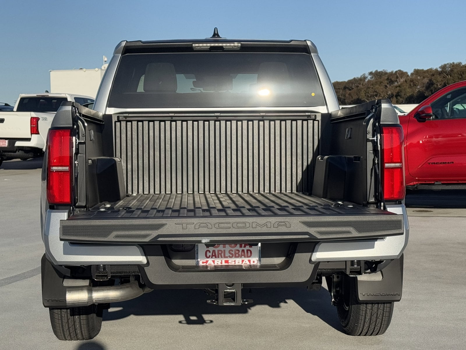 2026 Toyota Tacoma SR5 - Photo 9
