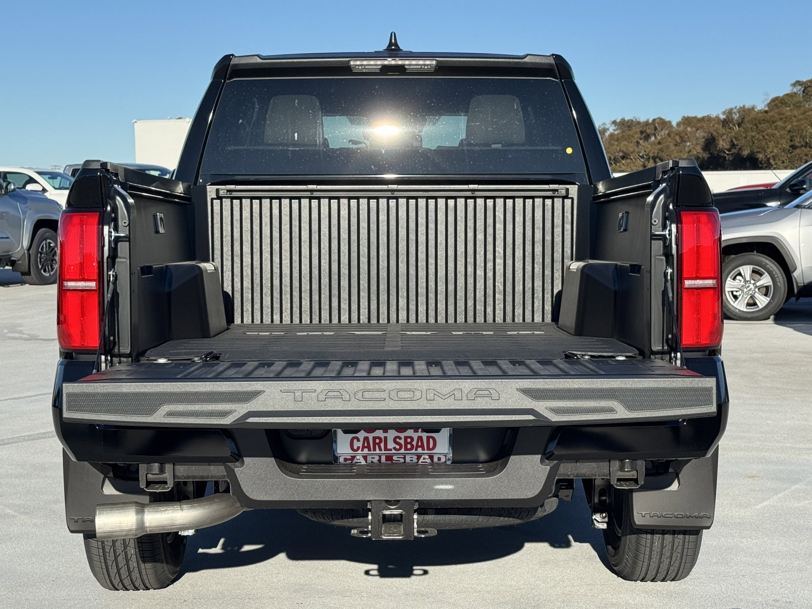 2026 Toyota Tacoma SR5 - Photo 9