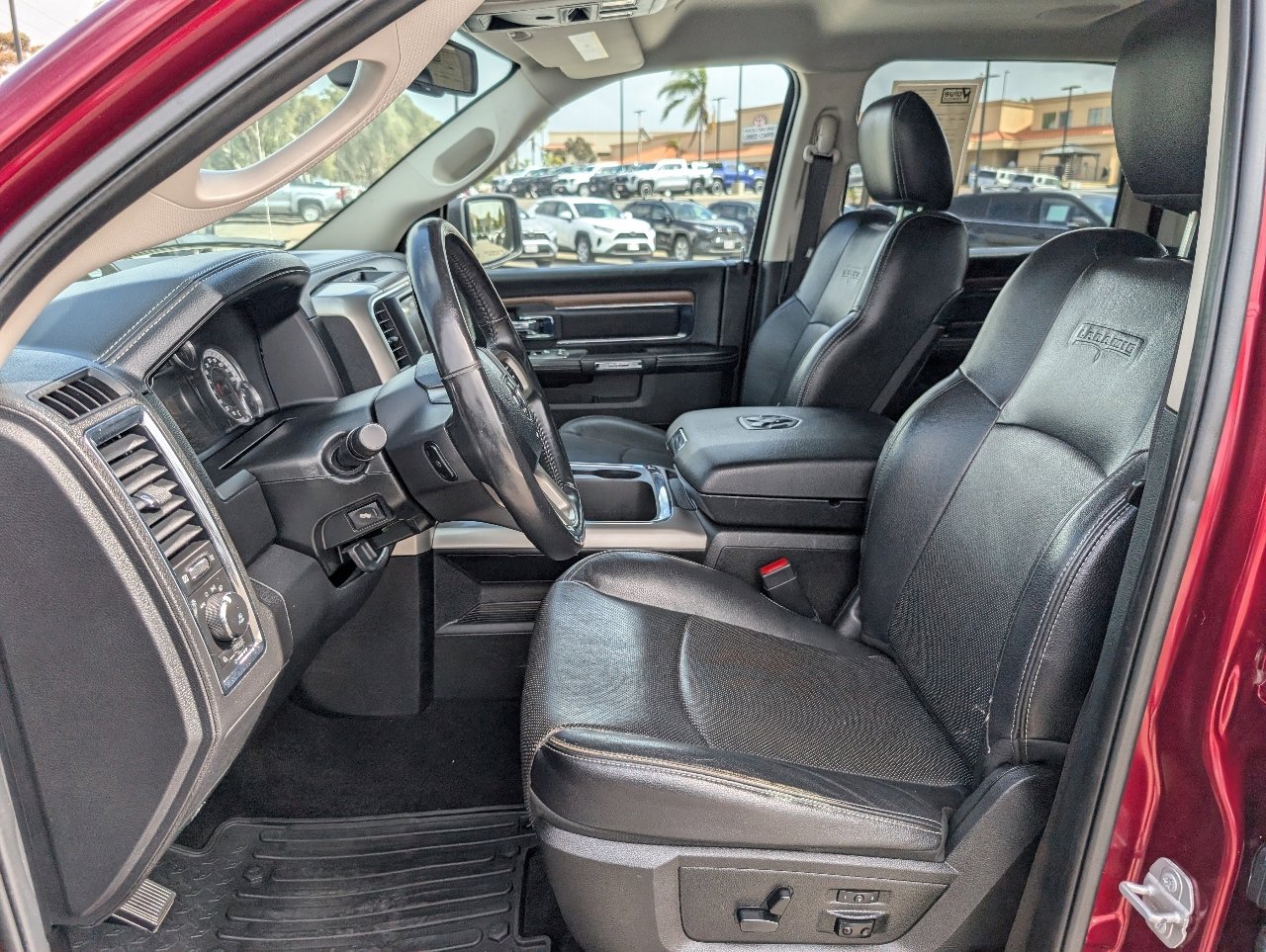 2017 Ram 1500 Laramie photo 2