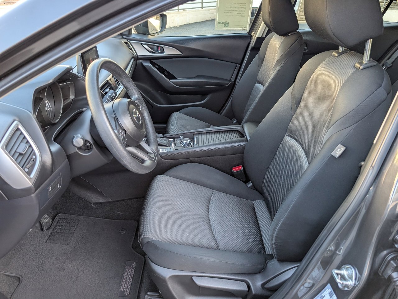 2017 Mazda Mazda3 Sport Hatchback photo 2