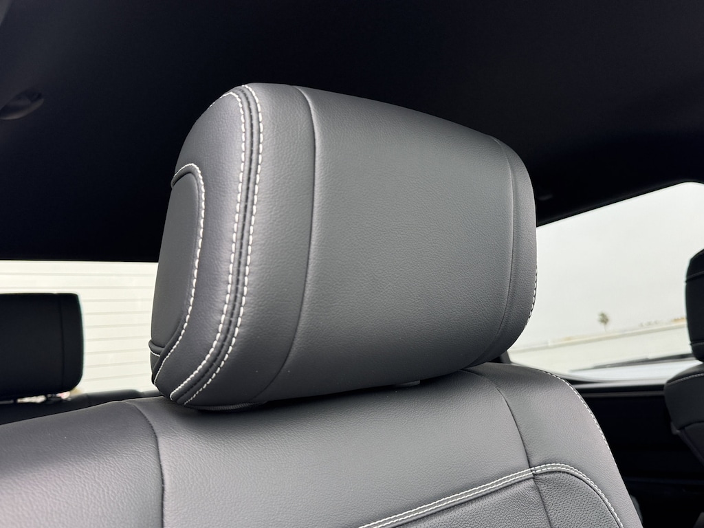 New 2026 Toyota Tundra i-FORCE MAX Limited LIMITED CREWMAX 5.5