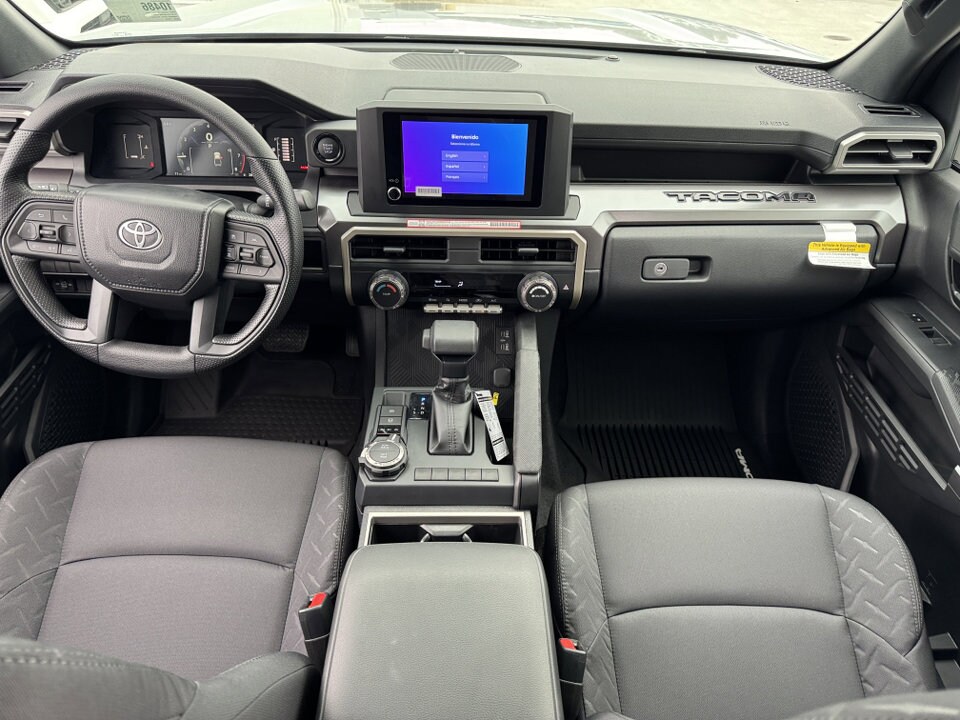 2025 Toyota Tacoma SR5 photo 4