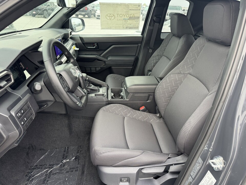 2025 Toyota Tacoma SR XtraCab photo 2