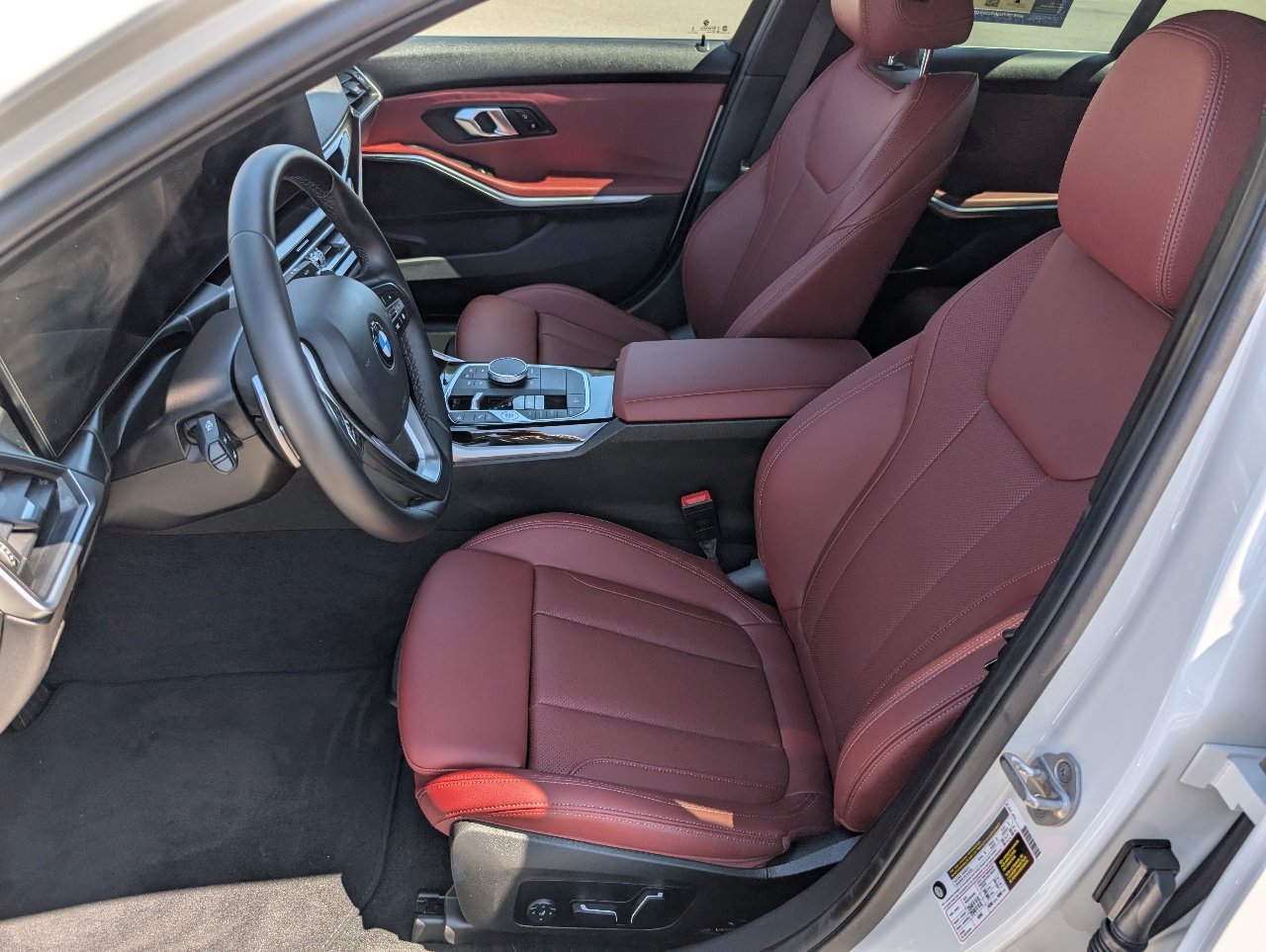 2024 Bmw 330i photo 2
