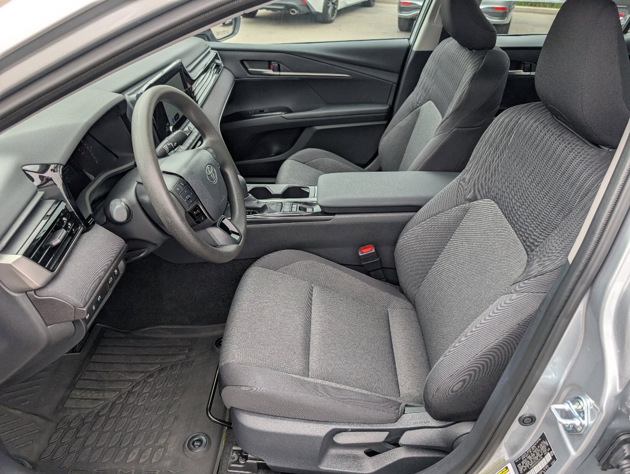2025 Toyota Camry LE photo 2