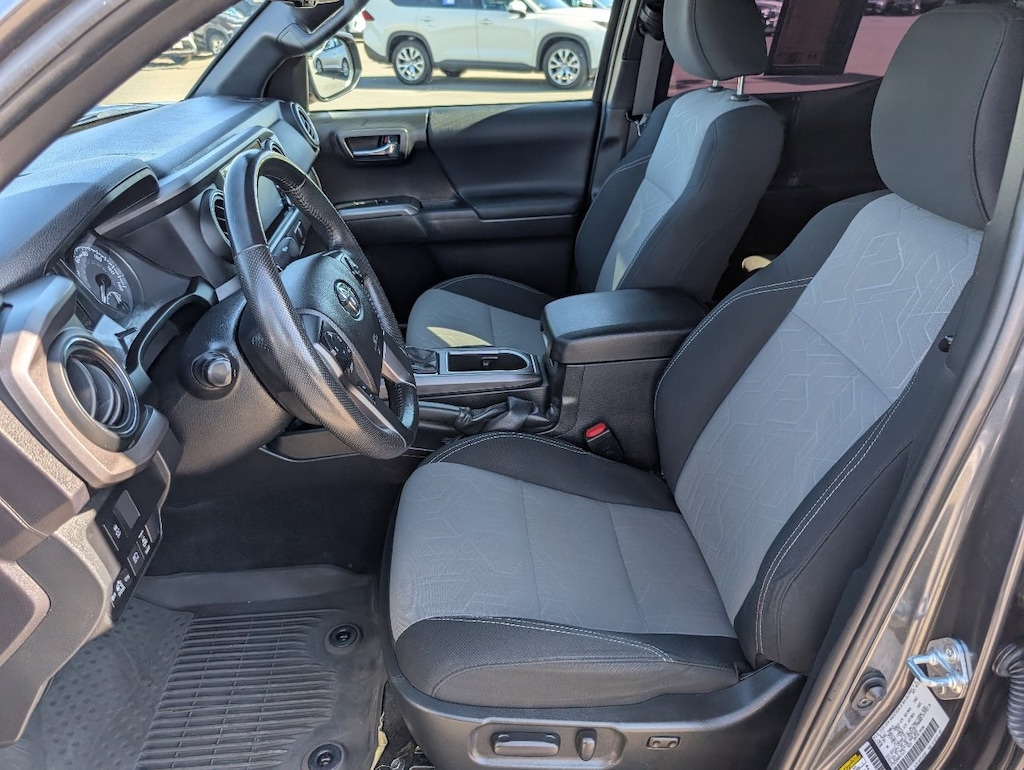 Used 2022 Toyota Tacoma SR5 V6 Truck Double Cab