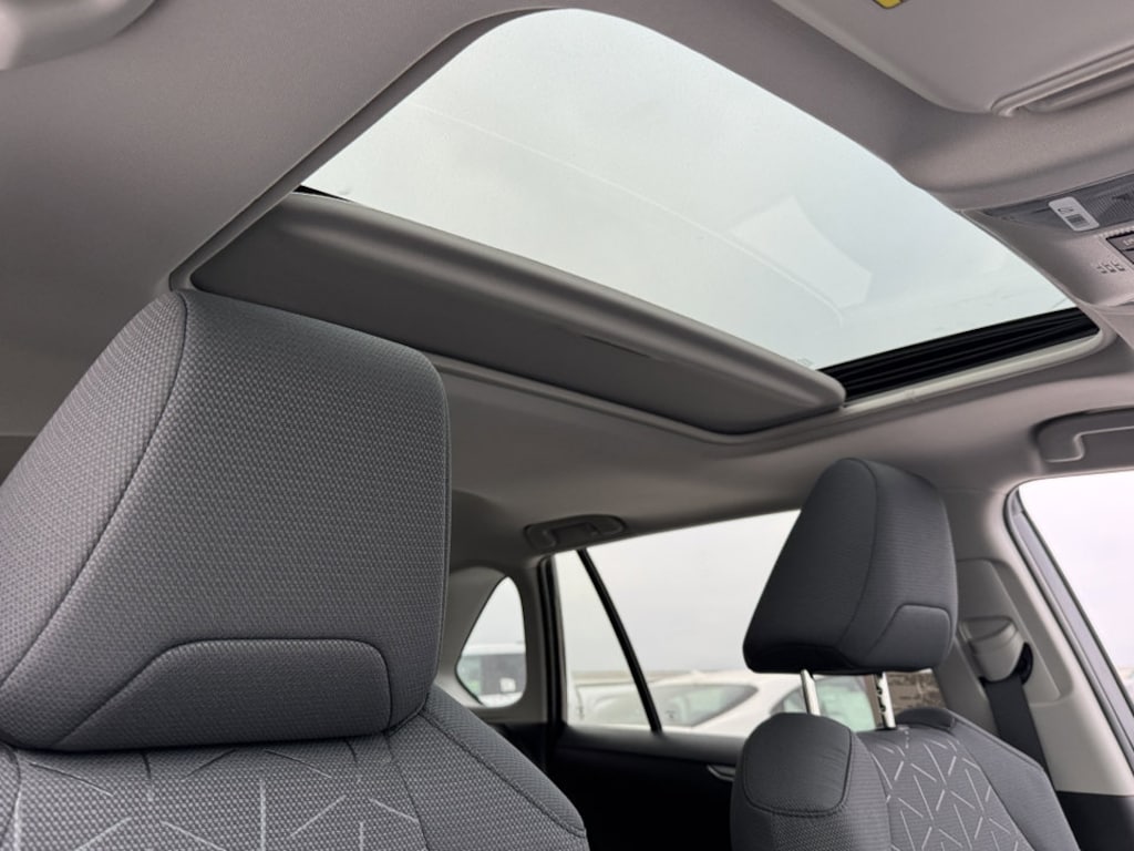 New 2025 Toyota RAV4 XLE XLE FWD SUV