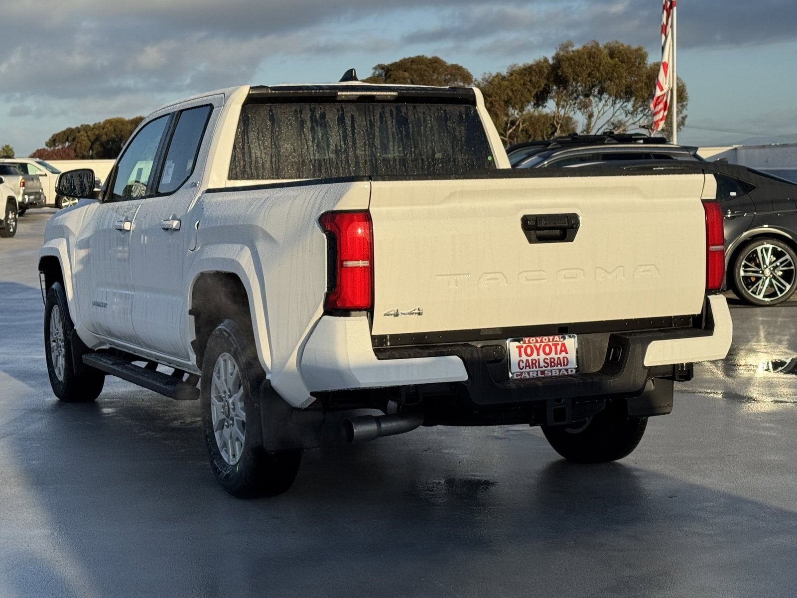 2026 Toyota Tacoma SR5 - Photo 12