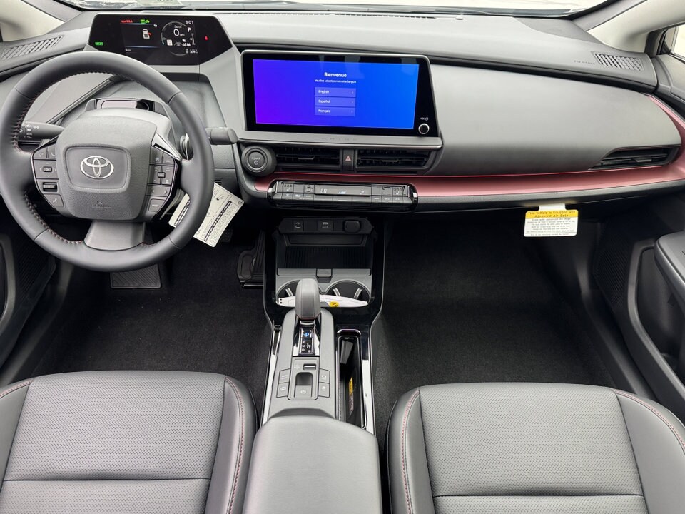 2026 Toyota Prius Plug-in Hybrid XSE photo 3