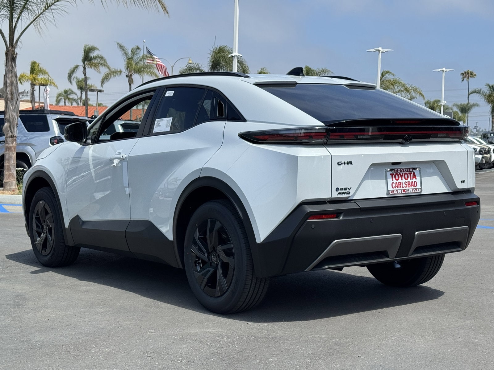 2026 Toyota C-HR SE - Photo 12