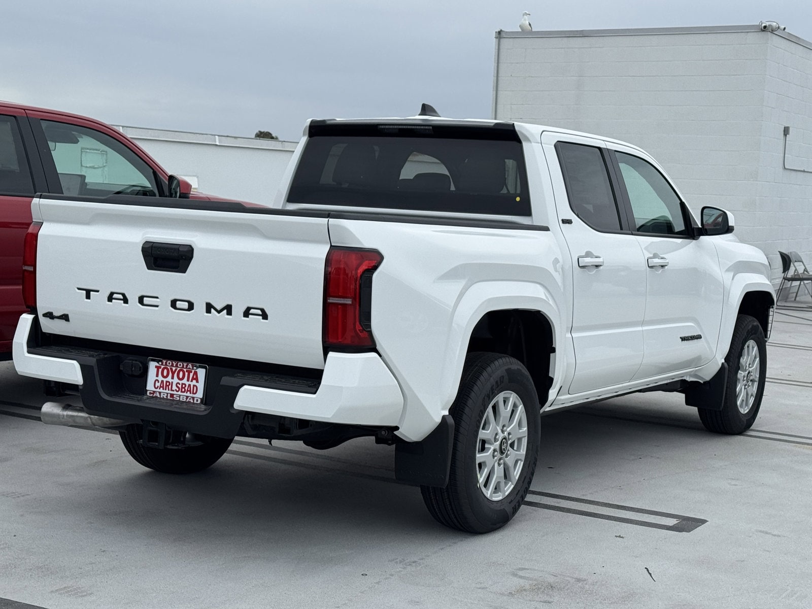 2026 Toyota Tacoma SR5 - Photo 13