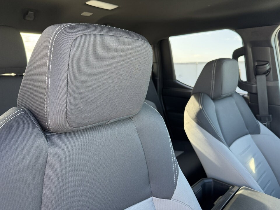 2025 Toyota Tacoma TRD Off-Road 4x4 Double Cab photo 3
